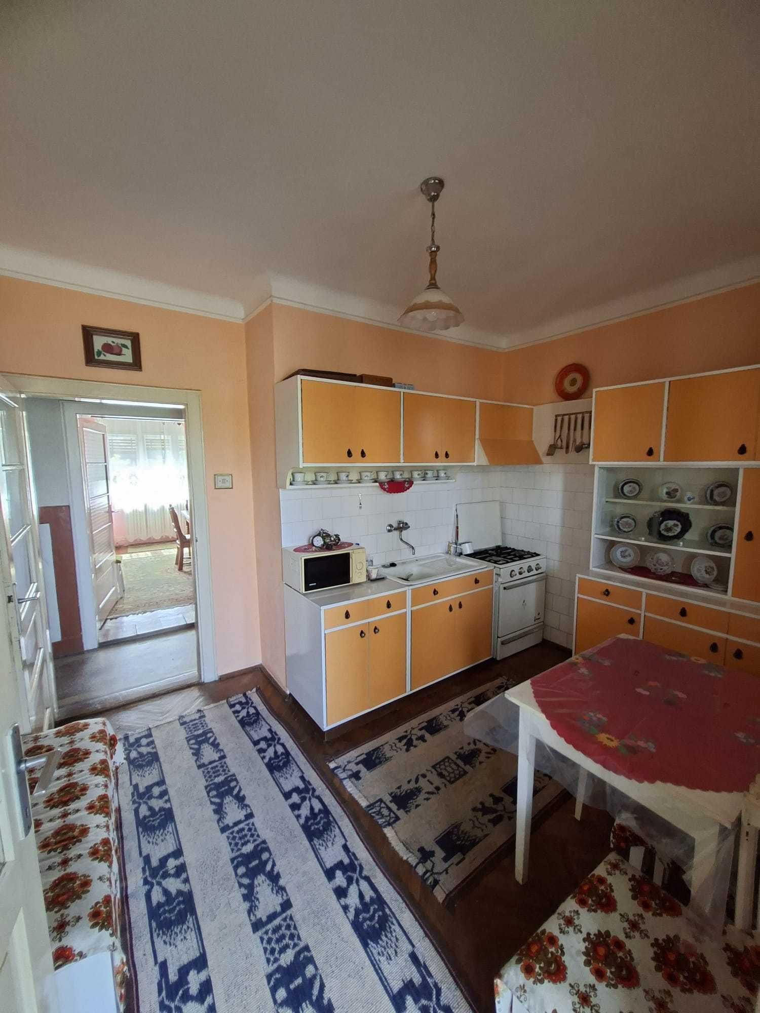 BRASADAS vinde casa cu etaj in zona Bercu Rosu. — fotografia 4