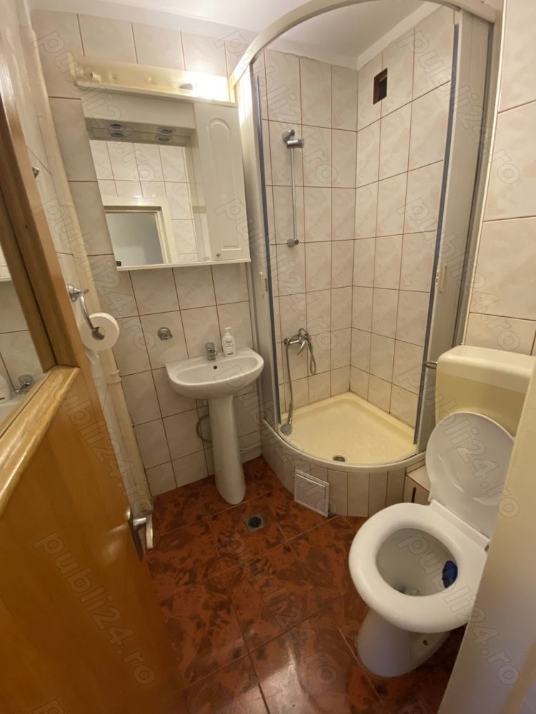 Apartament 4 camere Basarabia — fotografia 3