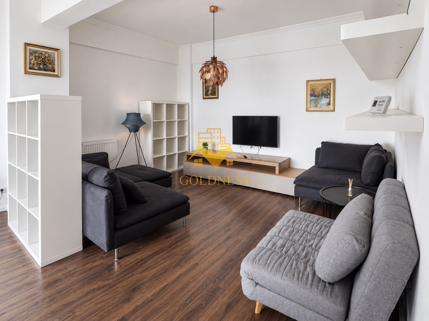 2 camere open space, Parcare, Complex Luminia, Europa, Mega Image — fotografia 3