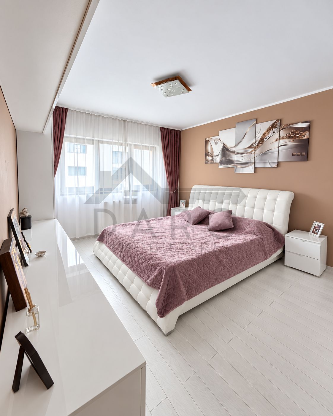 Apartament cu 2 camere, mobilat si utilat complet — fotografia 3