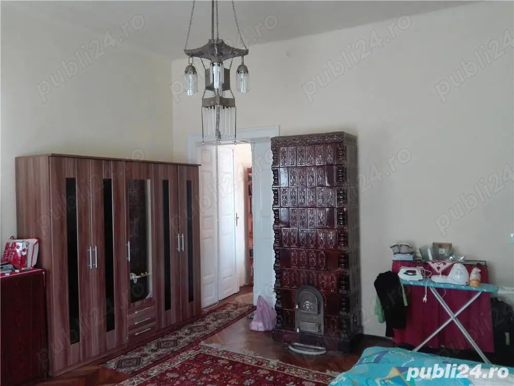 Parte de casă mare cu teren aferent 1050 mp central in Satu Mare, ideal și pentru afaceri — fotografia 2