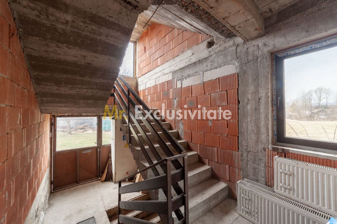 La 2 min de Campulung Muscel – 344 mp utili+ teren 4.563 mp -utilizare multiplă! — fotografia 17