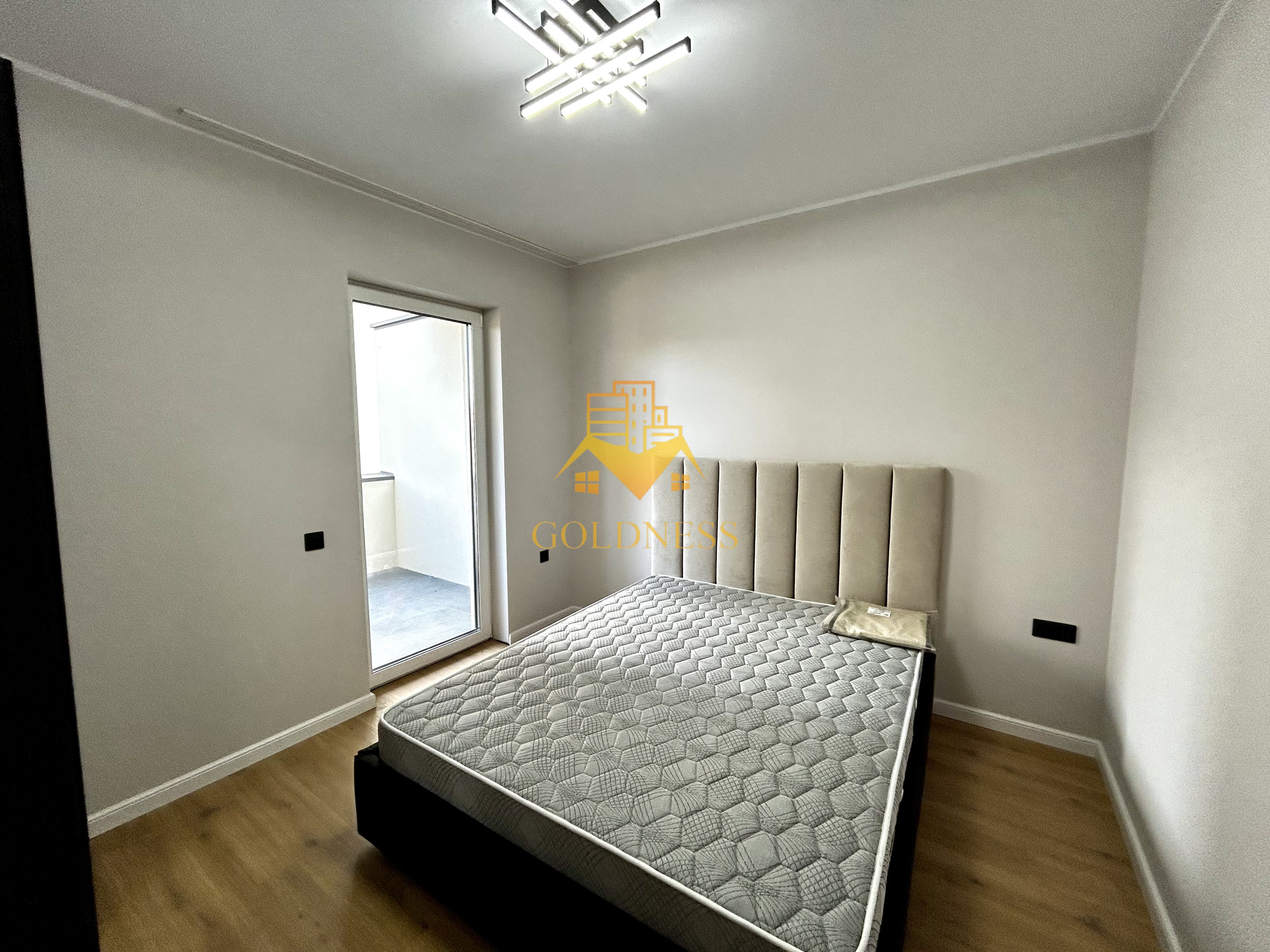 2 camere open space, Parcare, Prima Inchiriere, Piata Oser, Bulgaria — fotografia 6