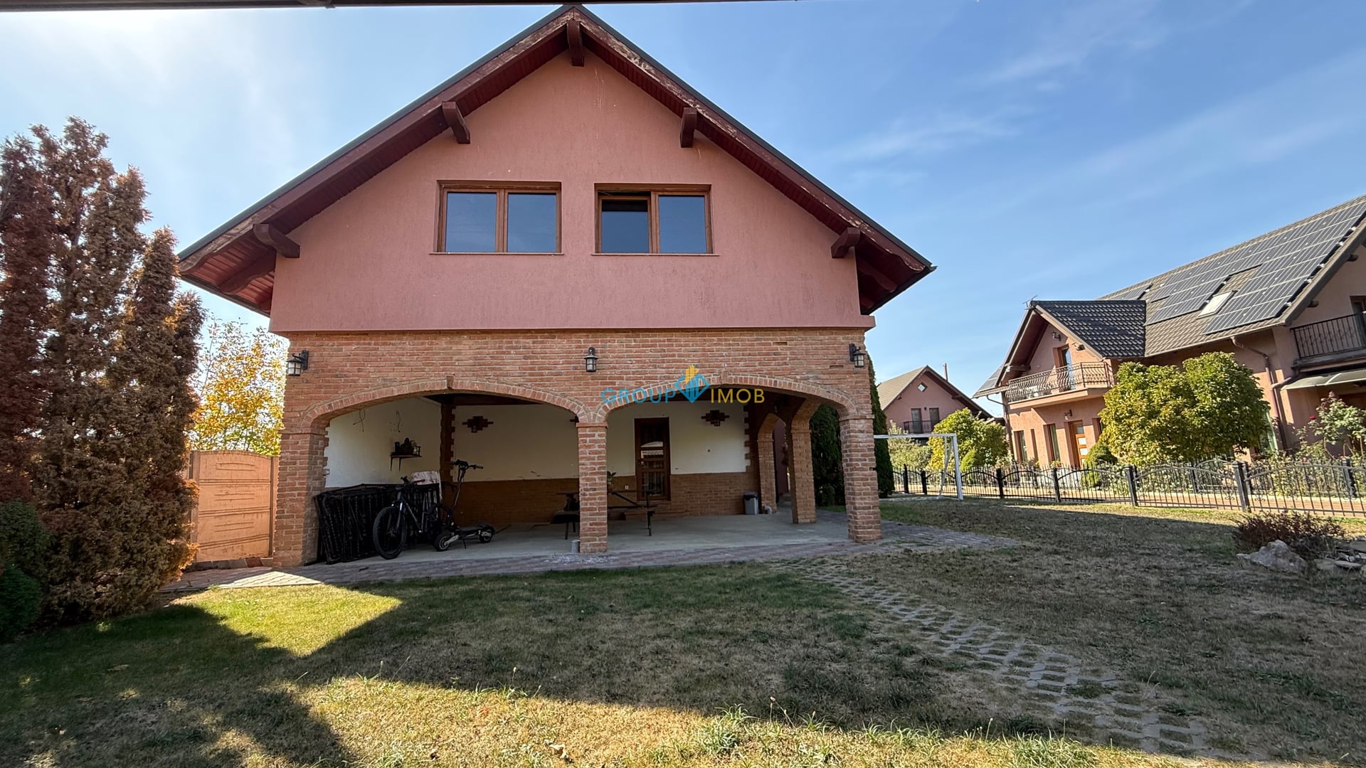 CASĂ PREMIUM DE VÂNZARE – STRADA ARCADIE ȘEPTILICI, LA LIMITA CU BACĂUL | MĂRGIN — fotografia 4