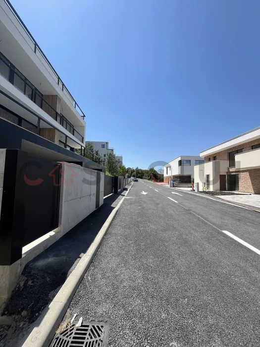 Duplex Premium cu 3 Niveluri, Garaj de 120mp, Priveliste - Zona Europa — fotografia 7