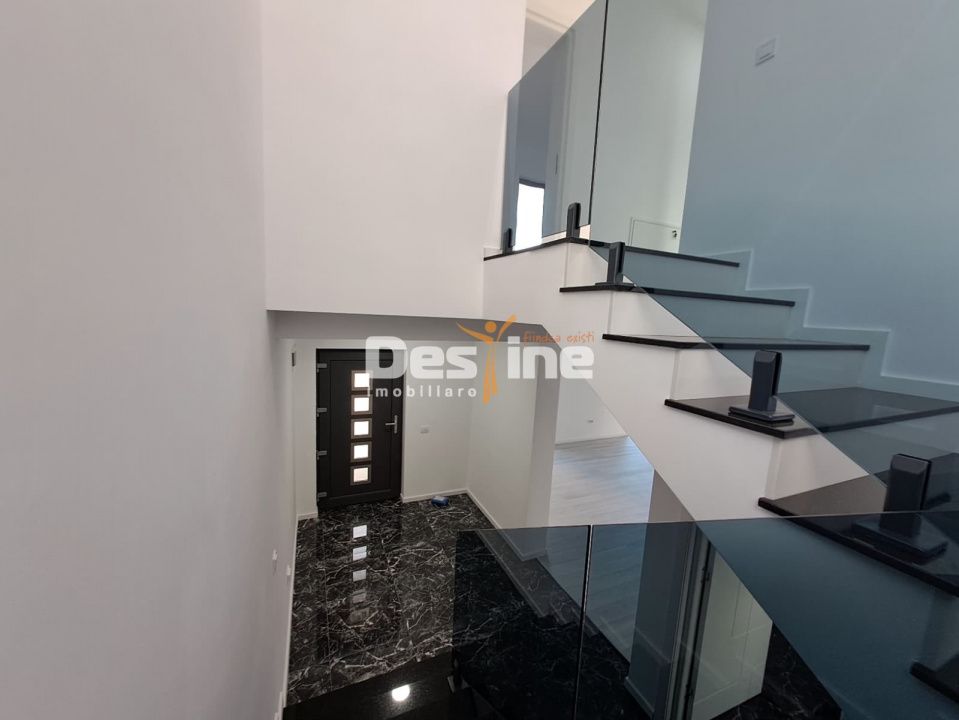 COMISION 0%, MIROSLAVA , CASA INDIVIDUALA 131 mp, 220.000 € — fotografia 8