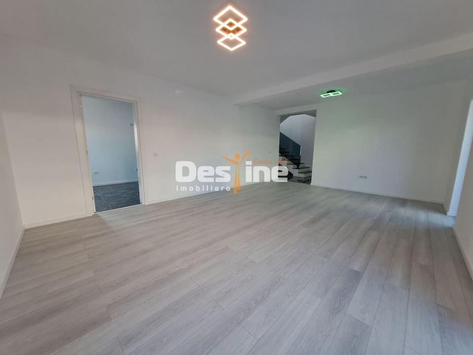 COMISION 0%, MIROSLAVA , CASA INDIVIDUALA 131 mp, 220.000 € — fotografia 9