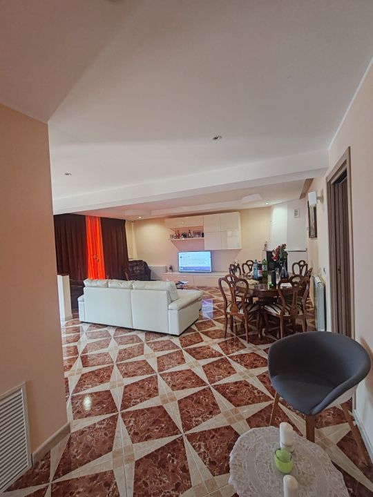 Casa exclusivista, complet mobilata si utilata, Valeni, Vaslui — fotografia 4