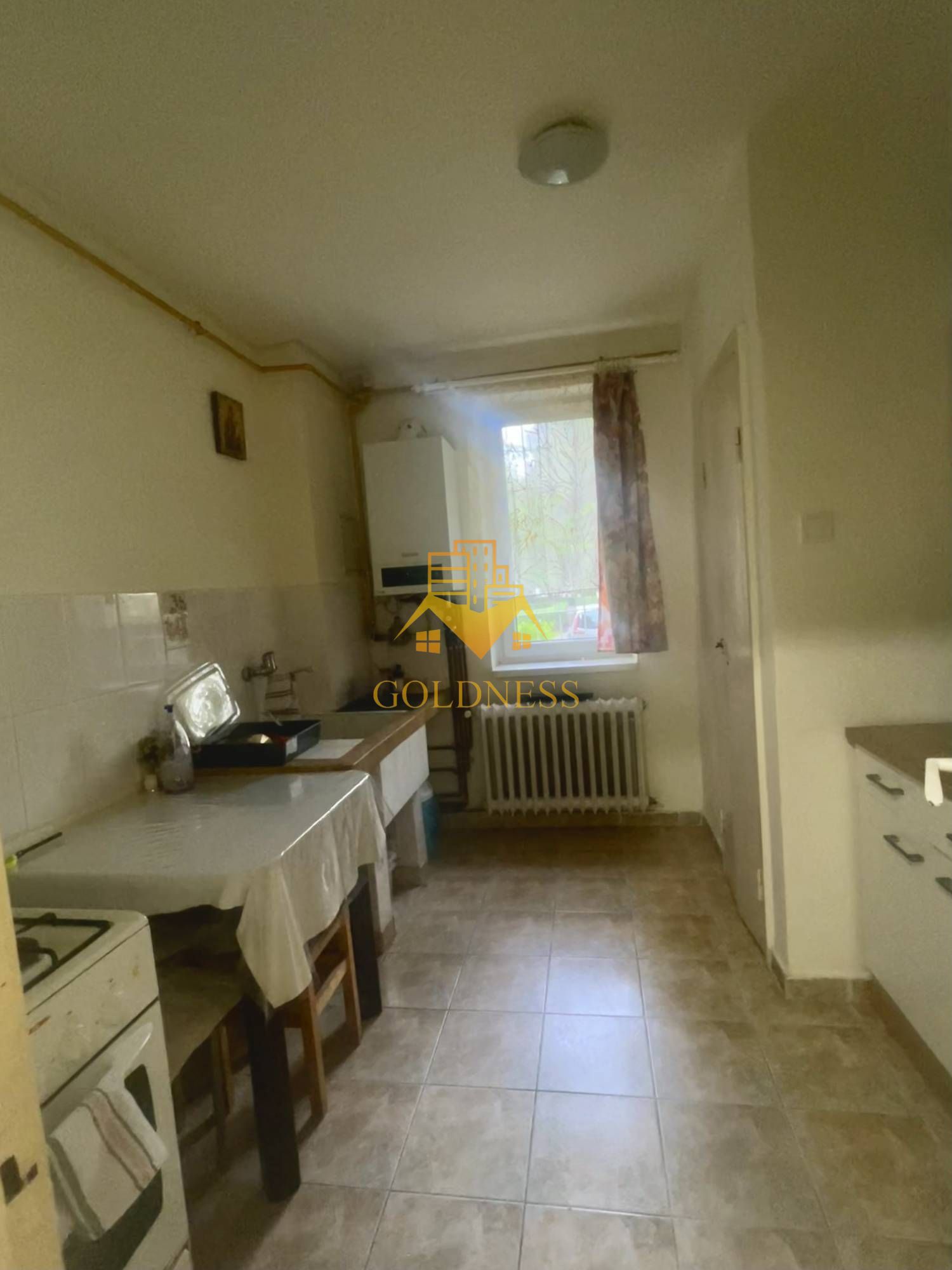 2 camere semidecomandate, Gheorgheni, Hotel Royal, Iulius Mall, Fsega — fotografia 4