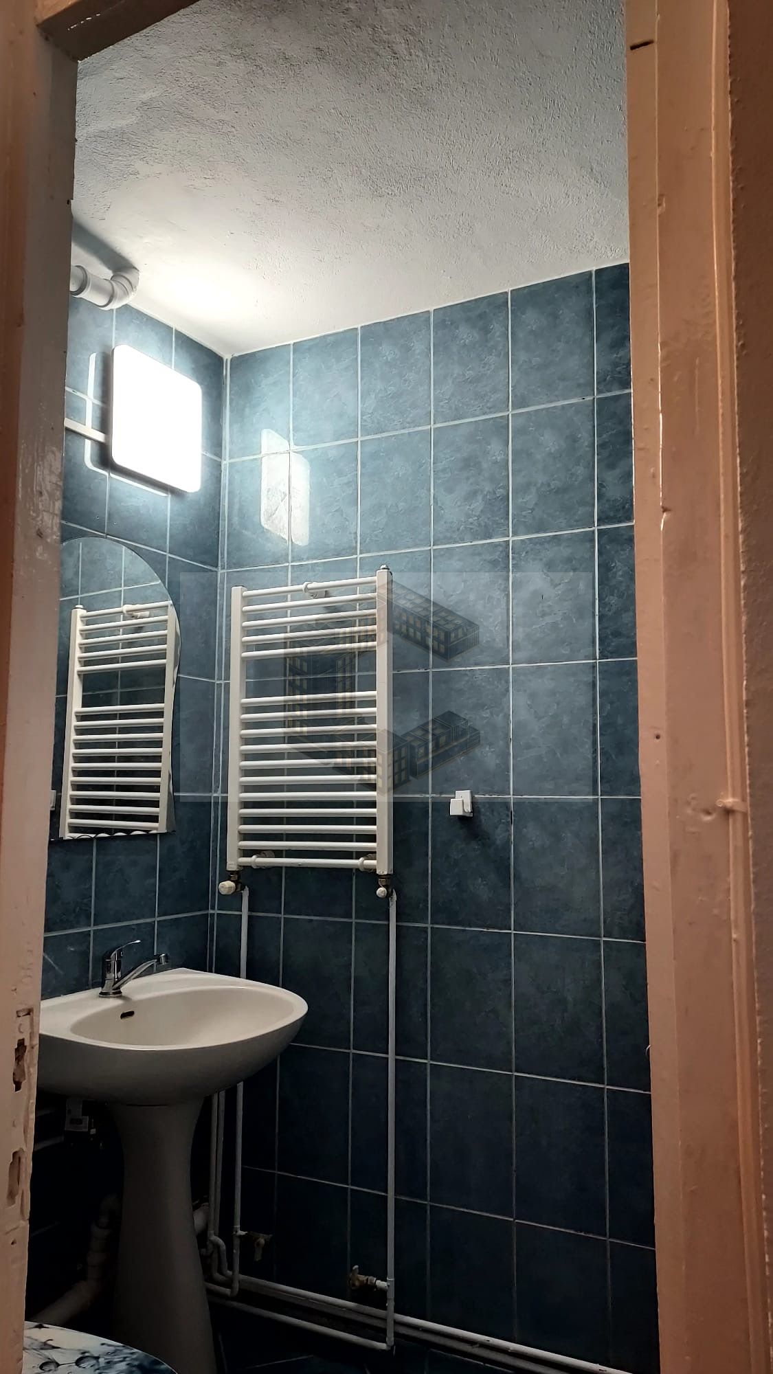 Garsonieră cu balcon, etajul 1, zona Buziașului — fotografia 6