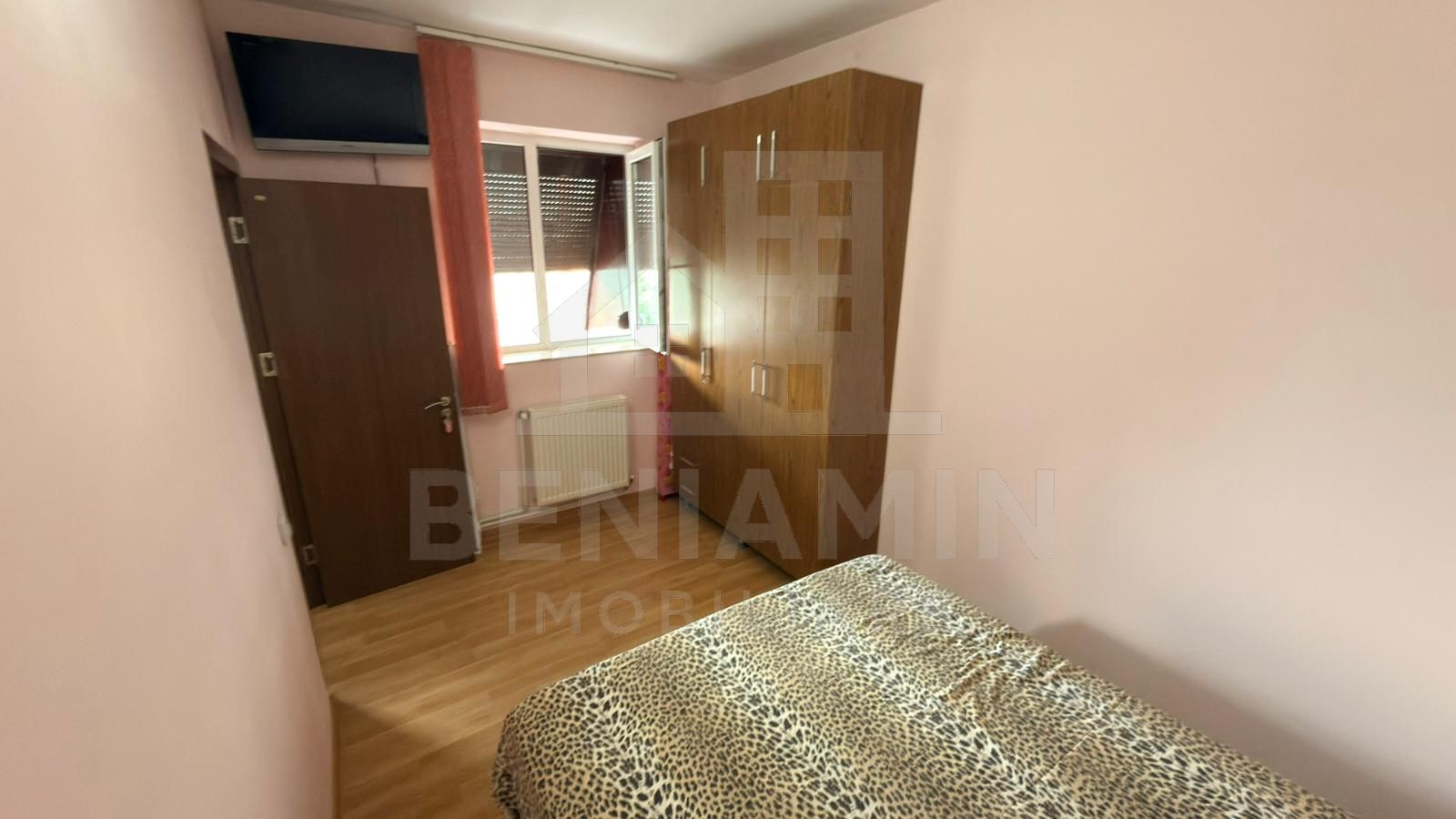 2 camere - 44mp - modern - mobilat - utilat - centrala - Craiovita — fotografia 5