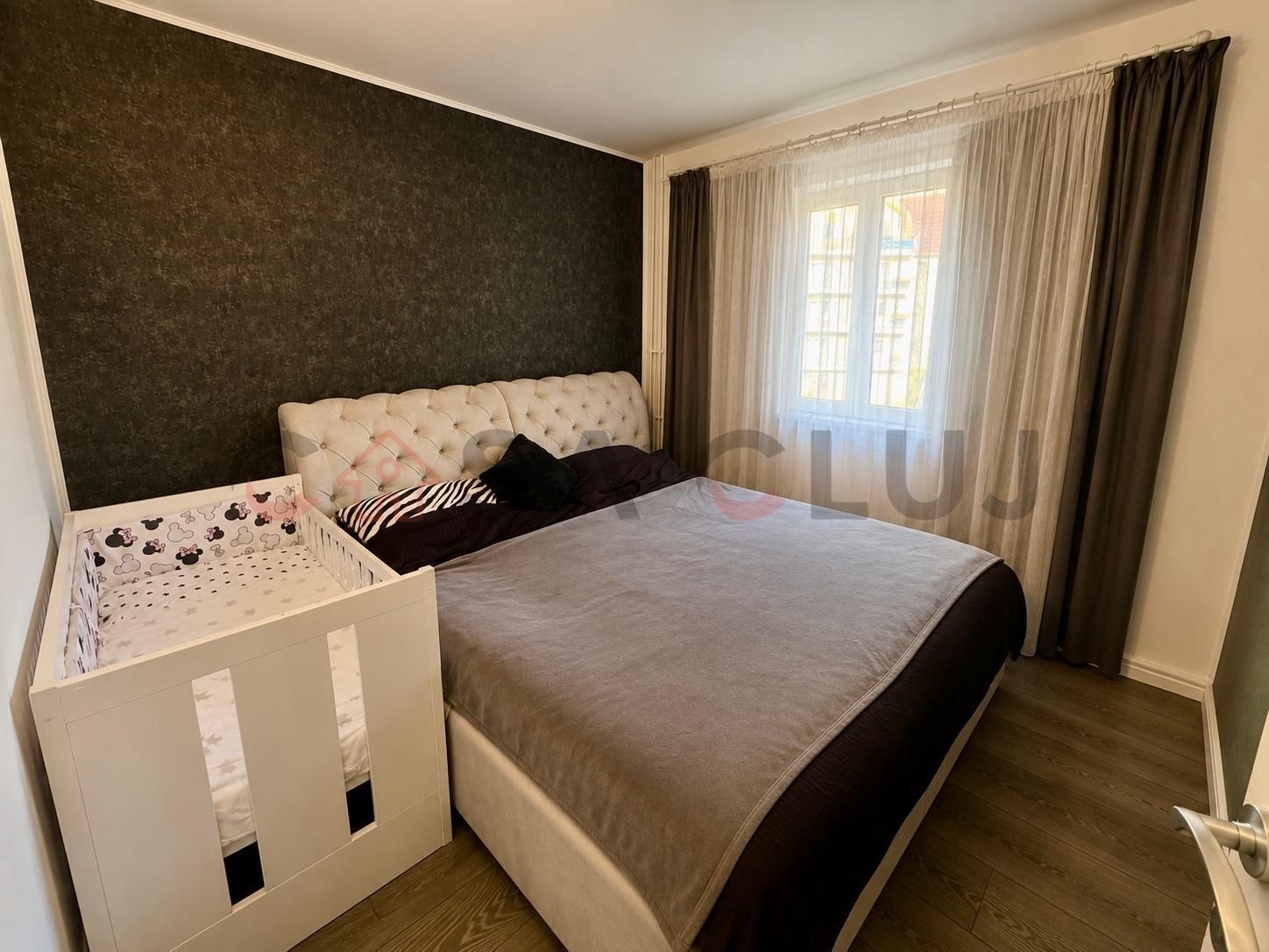 3 camere, la cheie, renovat, etaj intermediar — fotografia 3