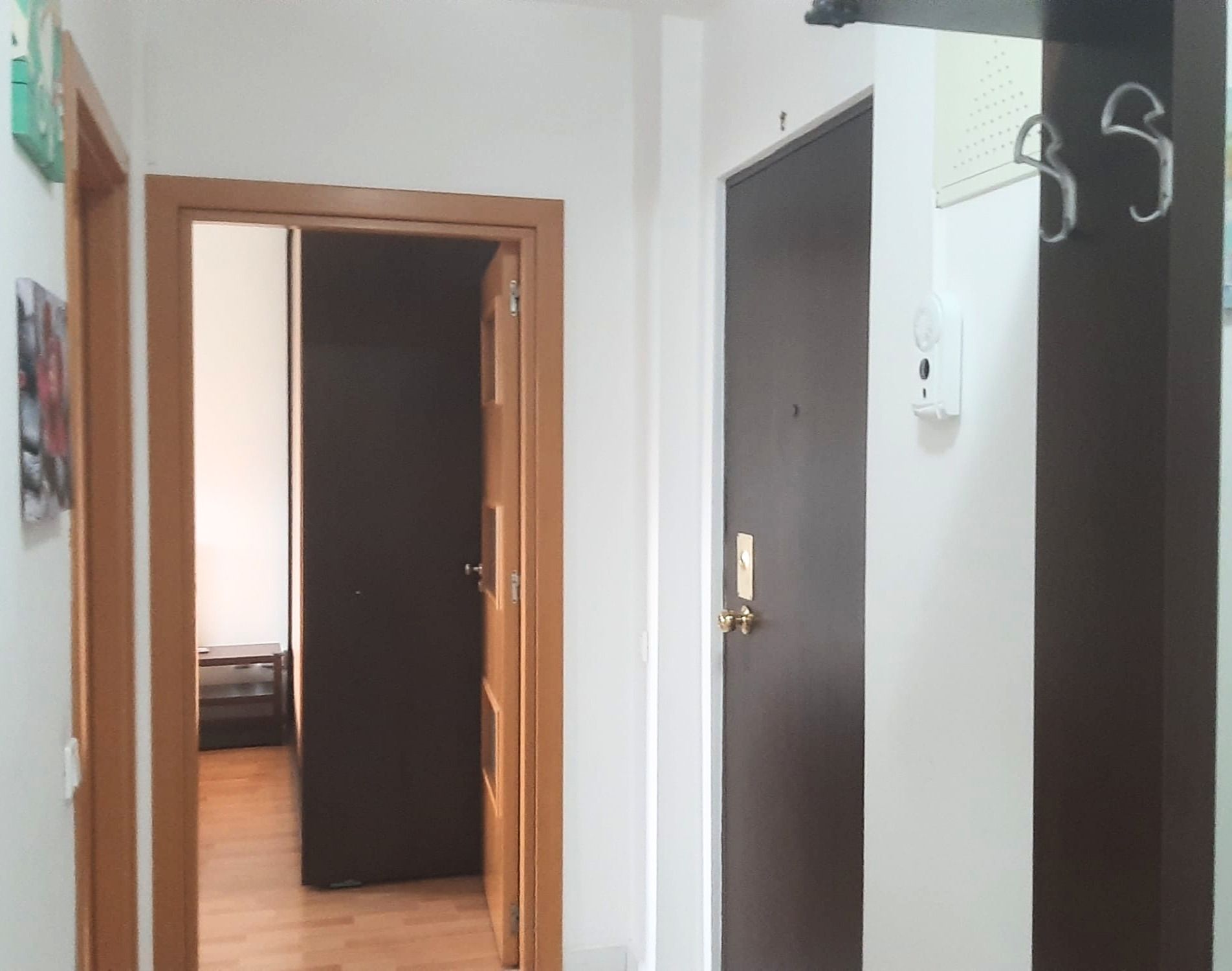 Apartament Renovat 2 Camere + Boxă 7 MP  Vedere Superbă spre Tâmpa — fotografia 5
