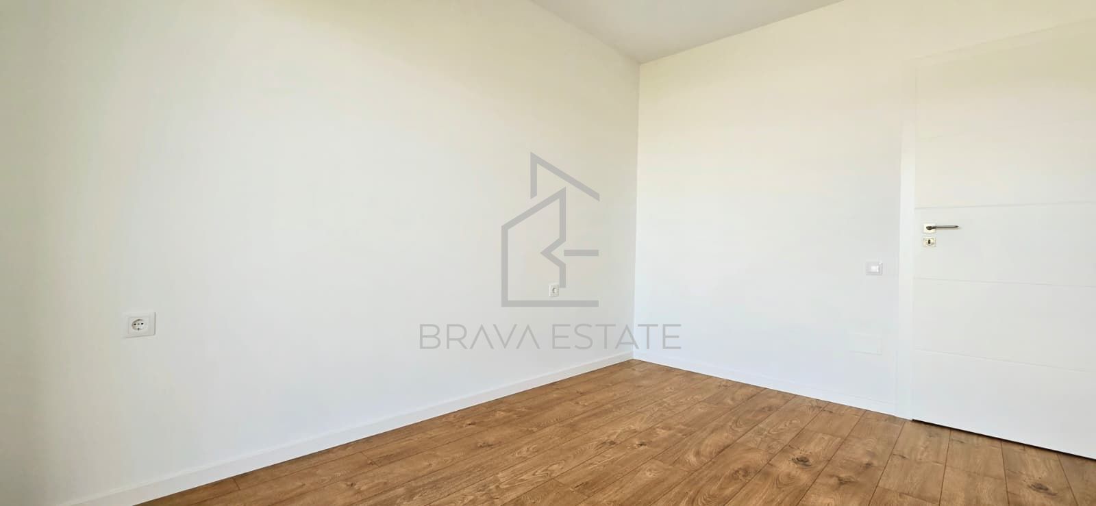 Apartament 45mp, 2 camere, parcare subterană, zona Eroilor, Floresti — fotografia 7