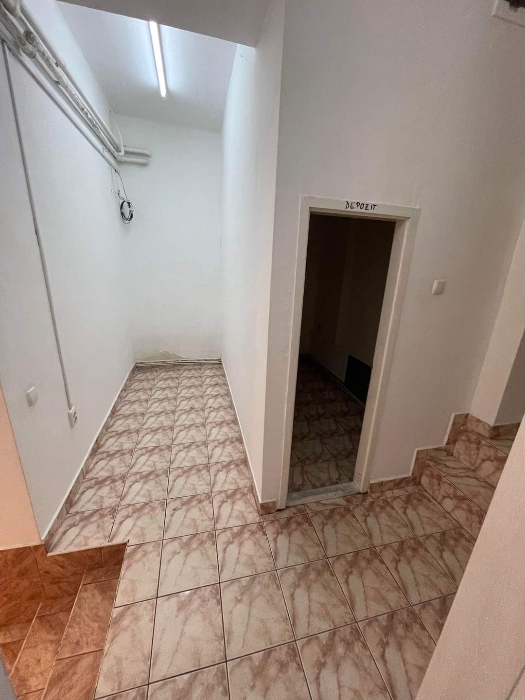 BRASADAS inchiriaza spațiu comercial zona ULTRACENTRALA. — fotografia 3
