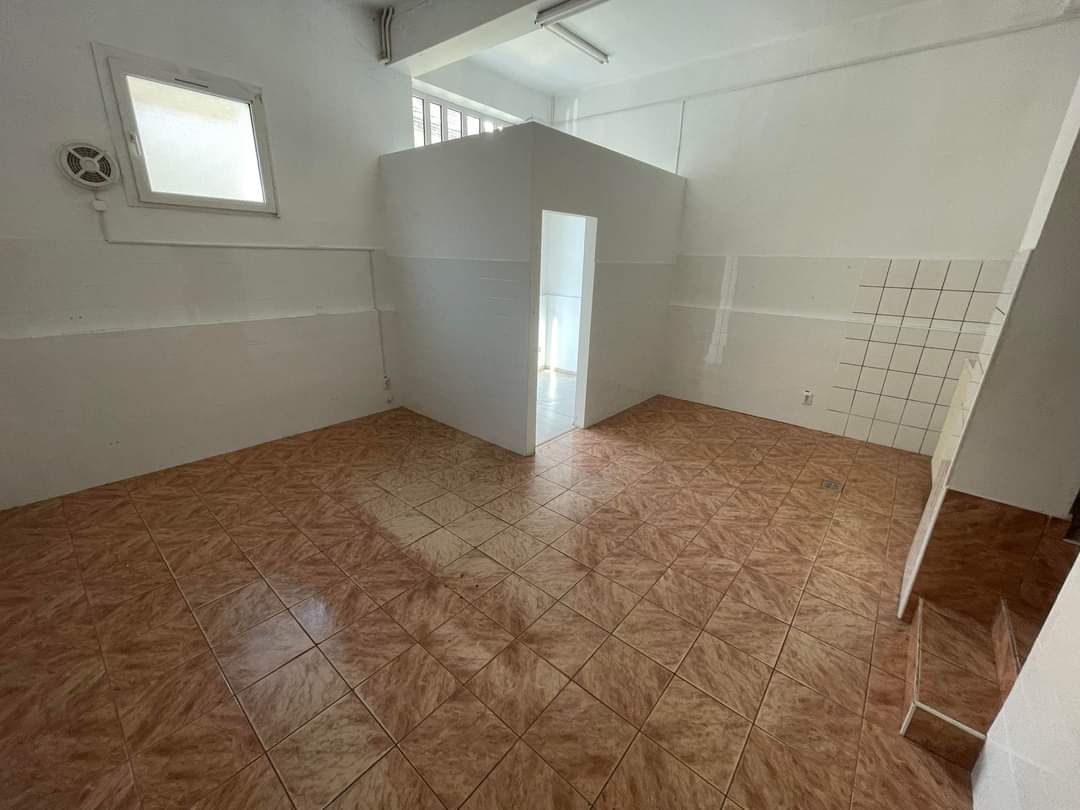 BRASADAS inchiriaza spațiu comercial zona ULTRACENTRALA. — fotografia 6