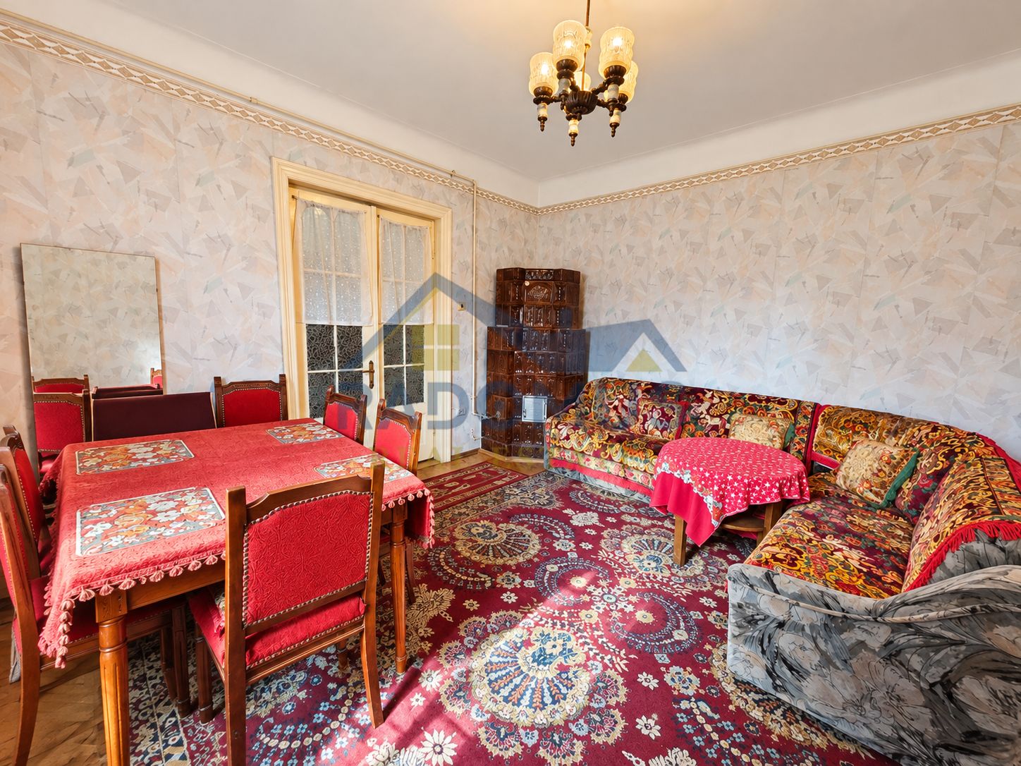 Casă cu 5 camere - 144 mp S.U. - teren 266 mp – Lupeni, Ploiești — fotografia 4