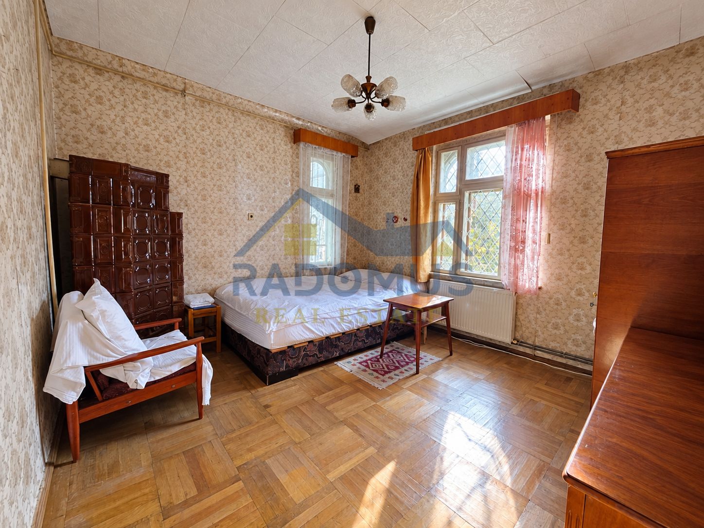Casă cu 5 camere - 144 mp S.U. - teren 266 mp – Lupeni, Ploiești — fotografia 6