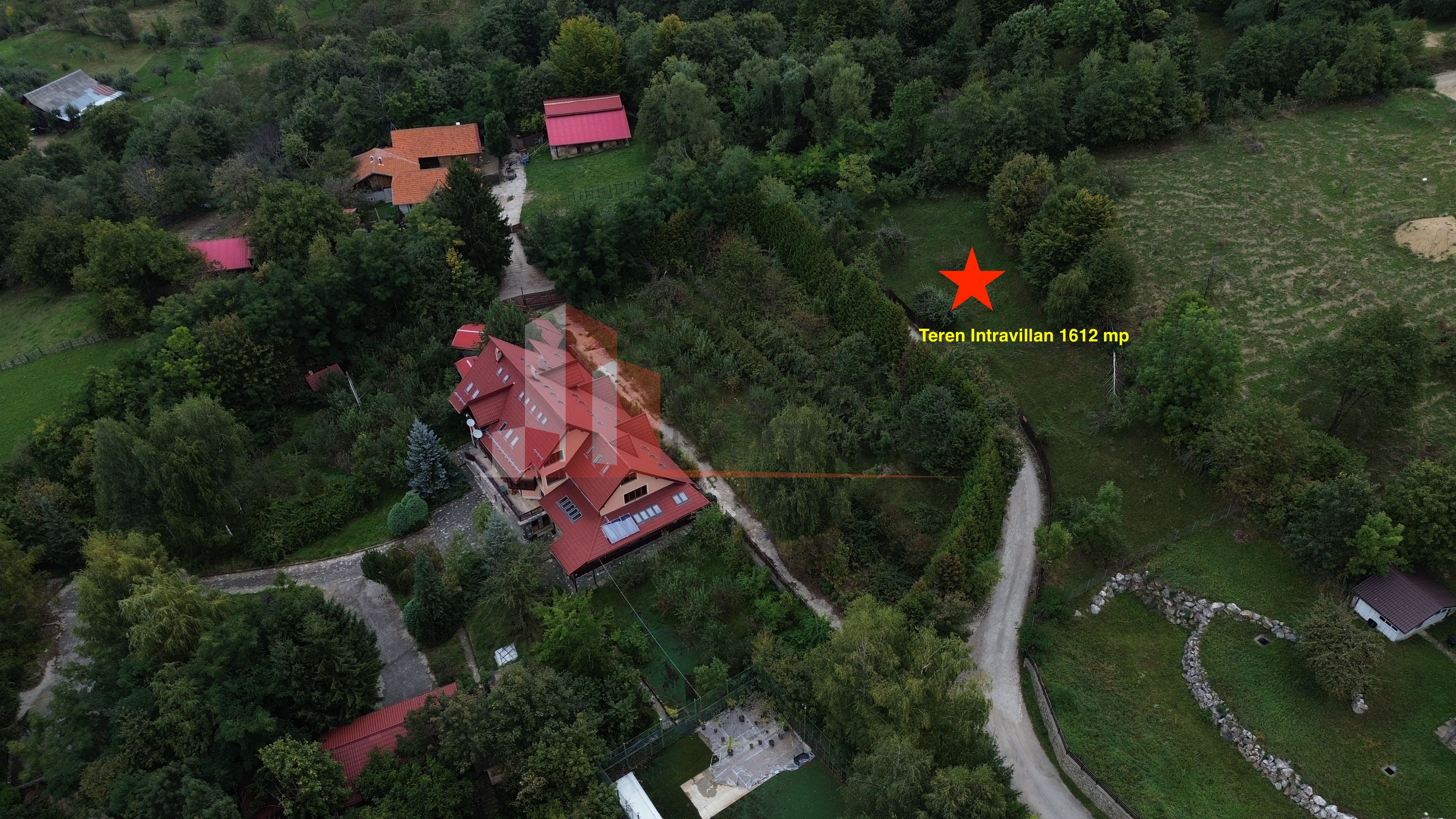 Teren intravilan 1.612 mp | 2 fronturi | Vedere Bucegi | Bran Poarta — fotografia 3