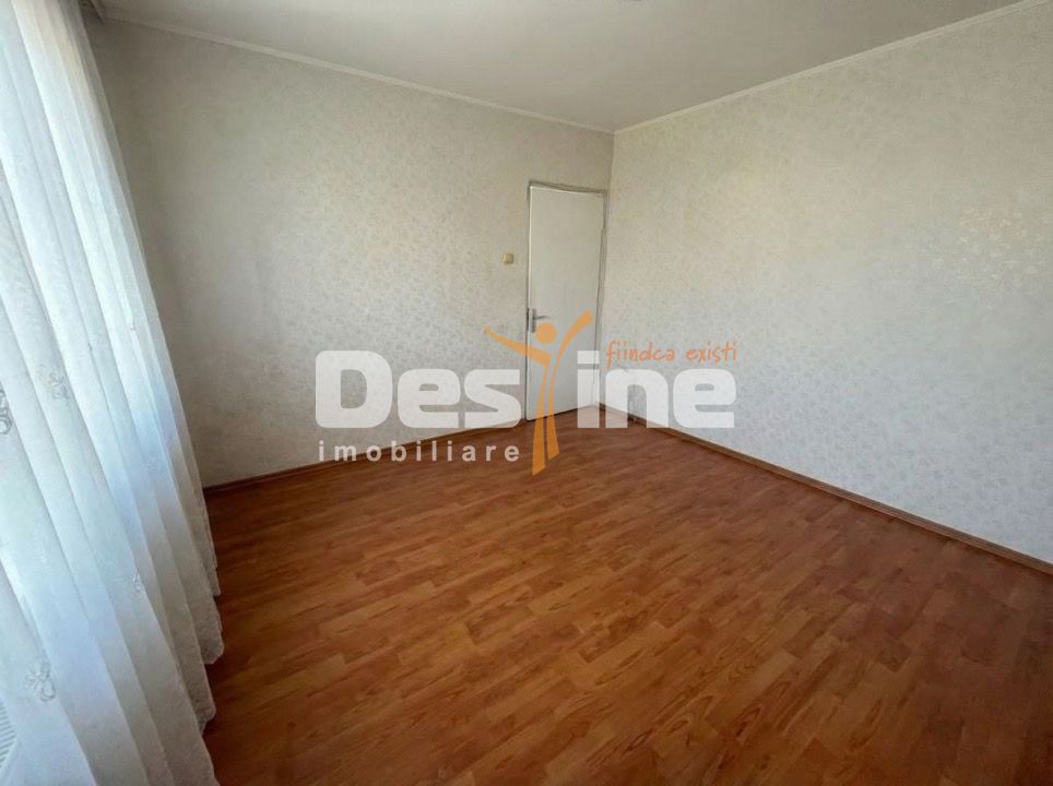 Liceul Bolintineanu | 3 camere | 69mp | et 3 | anvelopat | 96.000 euro — fotografia 2
