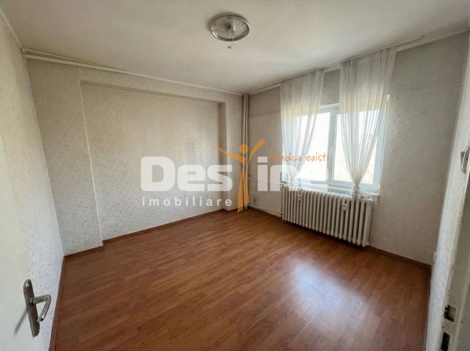 Liceul Bolintineanu | 3 camere | 69mp | et 3 | anvelopat | 96.000 euro — fotografia 3