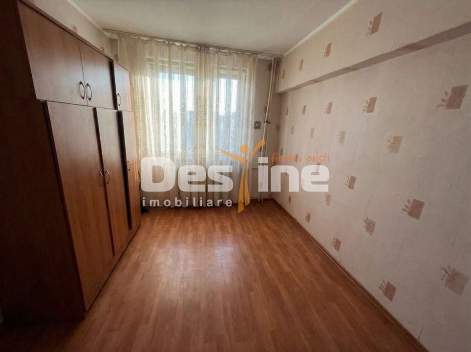 Liceul Bolintineanu | 3 camere | 69mp | et 3 | anvelopat | 96.000 euro — fotografia 4
