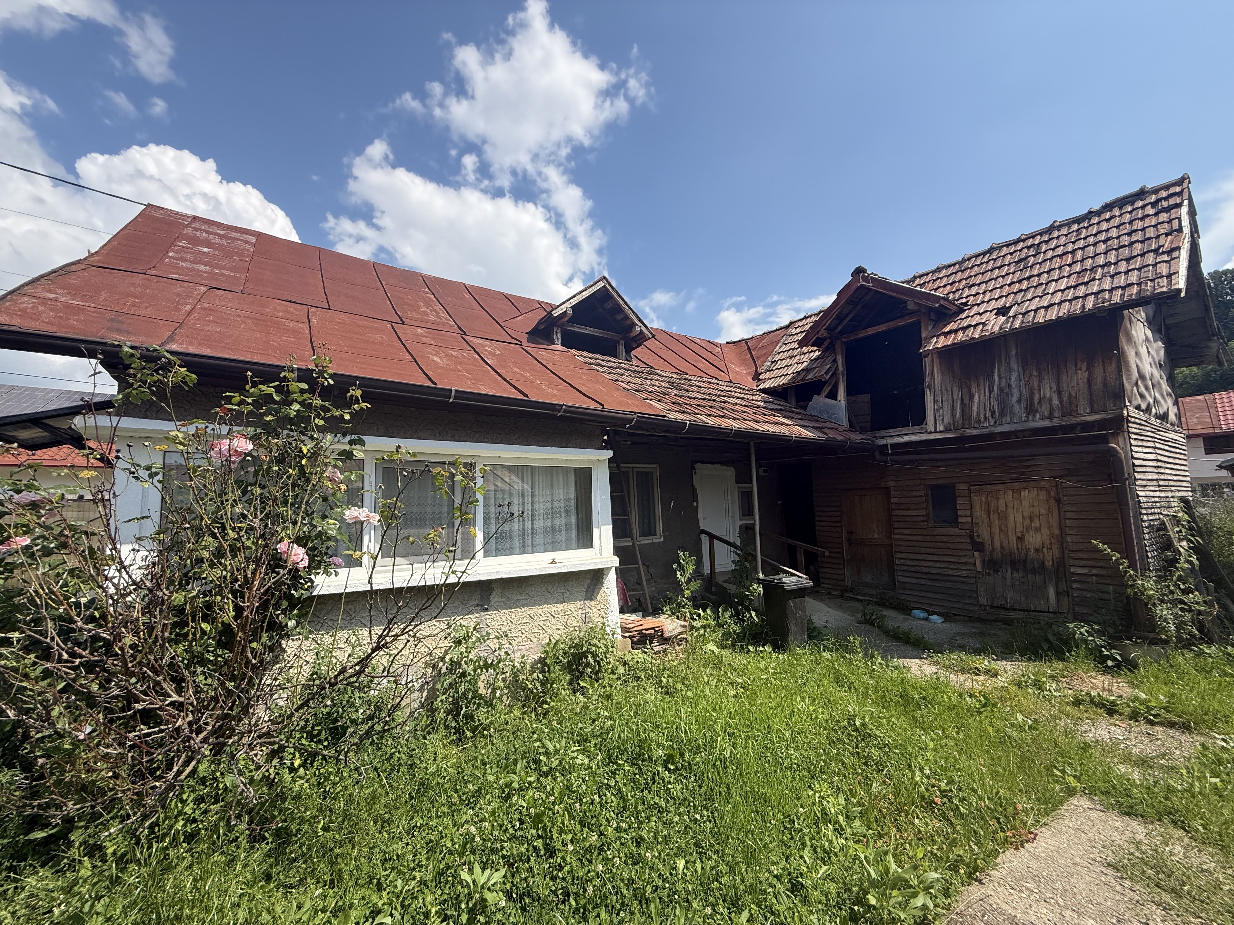 Casă + anexă și teren intravilan 813 mp cu toate utilitățile ! — fotografia 3
