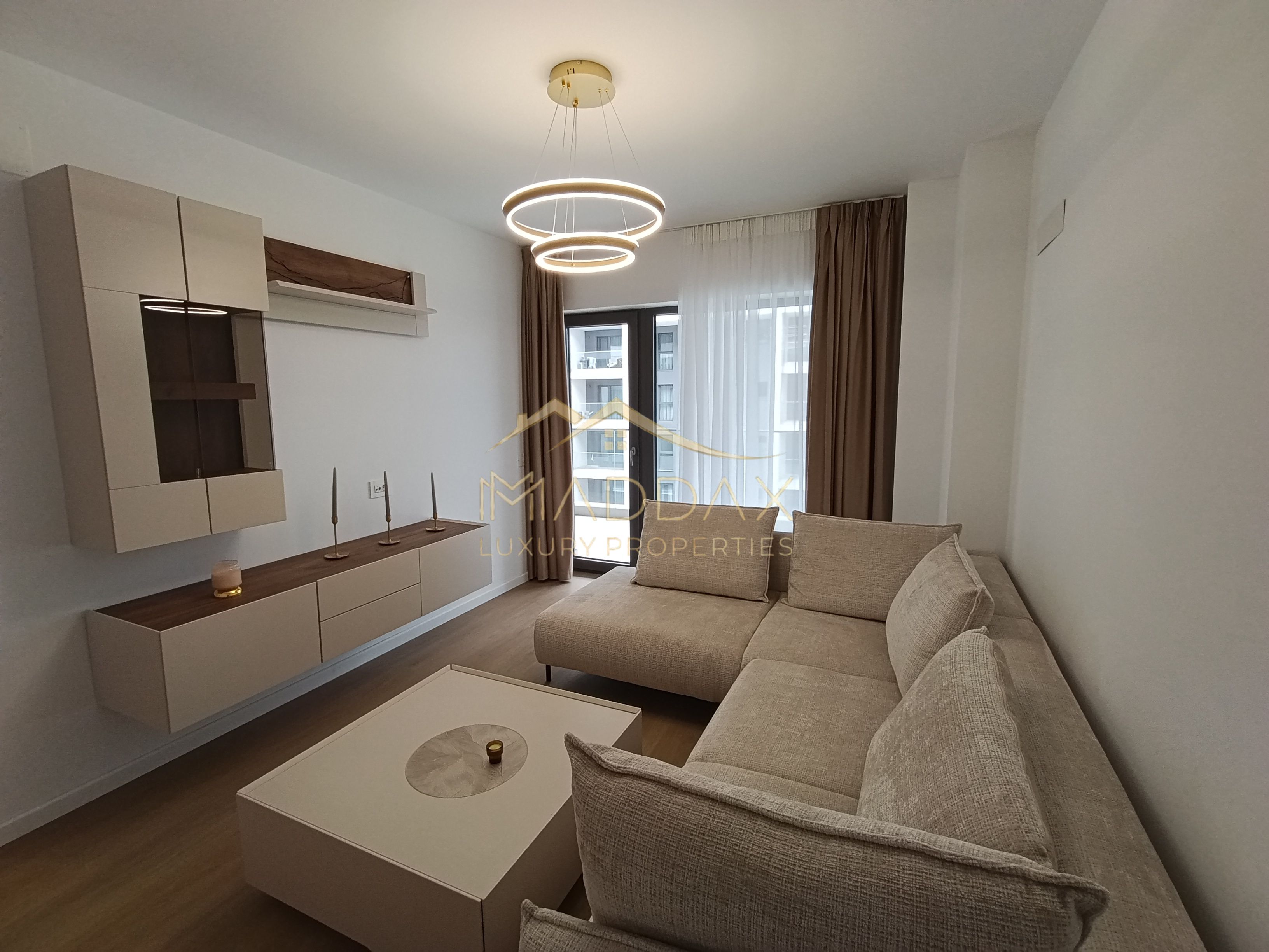 Apartament 2 Camere de Lux /Fabrica de Glucoza/Predare la alb-169.000 €