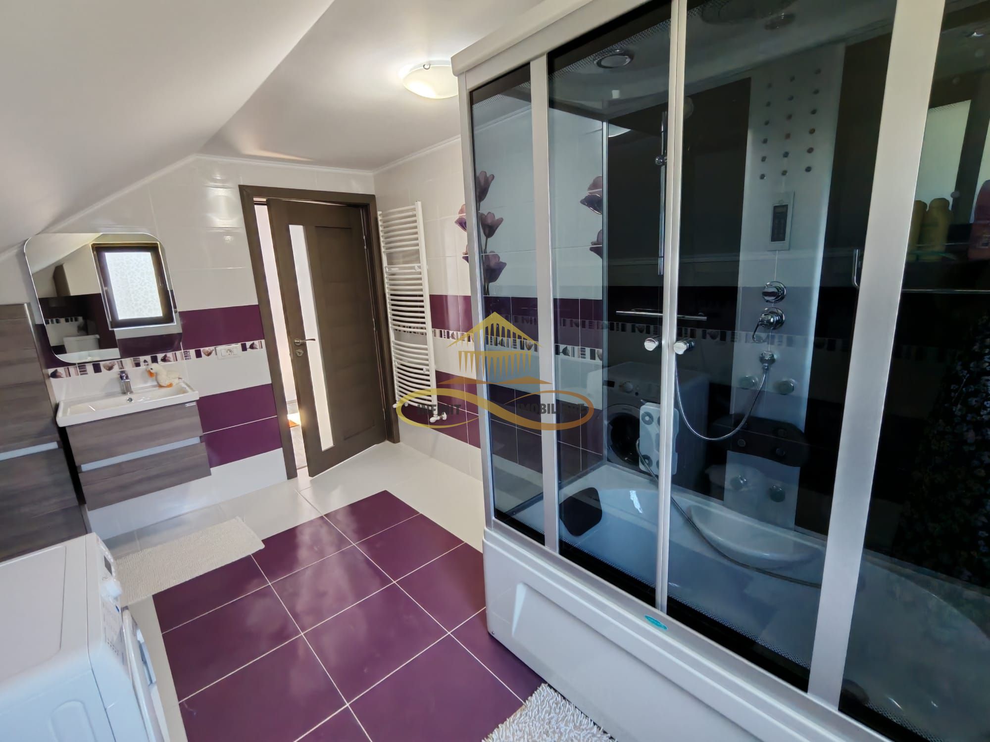 Casa complet mobilata, 3 dormitoare, garaj și livada – Racaciuni — fotografia 9