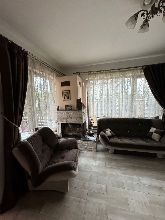 Inchiriere vila individuala P+1+Pod | 4 camere | Teren 300 mp | Tunari — fotografia 3