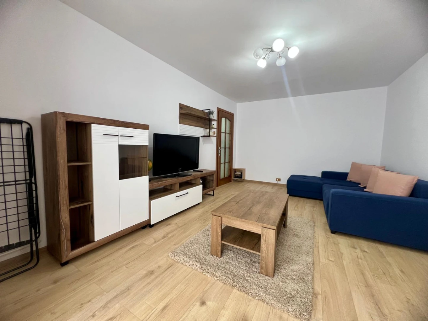 De închiriat apartament cu 2 camere în Tg Mureș - Tudor