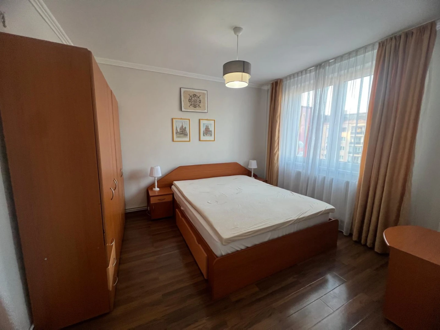 De închiriat apartament cu 2 camere în Tg Mureș - Central — fotografia 4