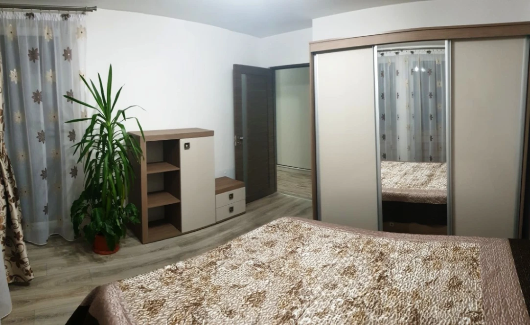 De închiriat apartament cu 2 camere în Târgu Mureș - Unirii — fotografia 2