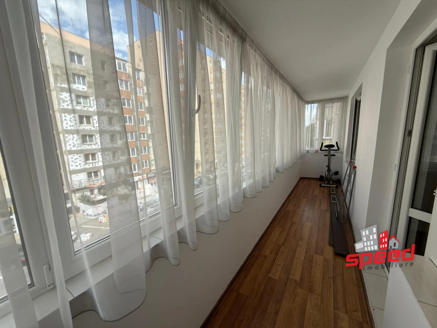 Apartament 4 camere de închiriat în Târgu Mureș — fotografia 12