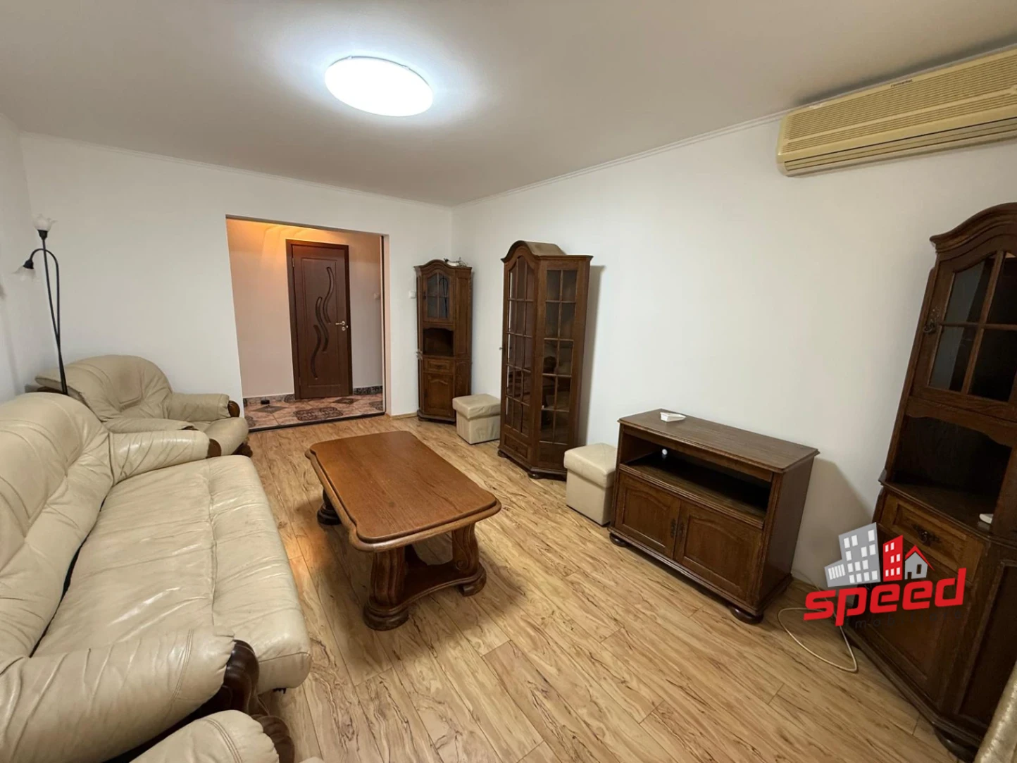 Apartament 4 camere de închiriat în Târgu Mureș — fotografia 3
