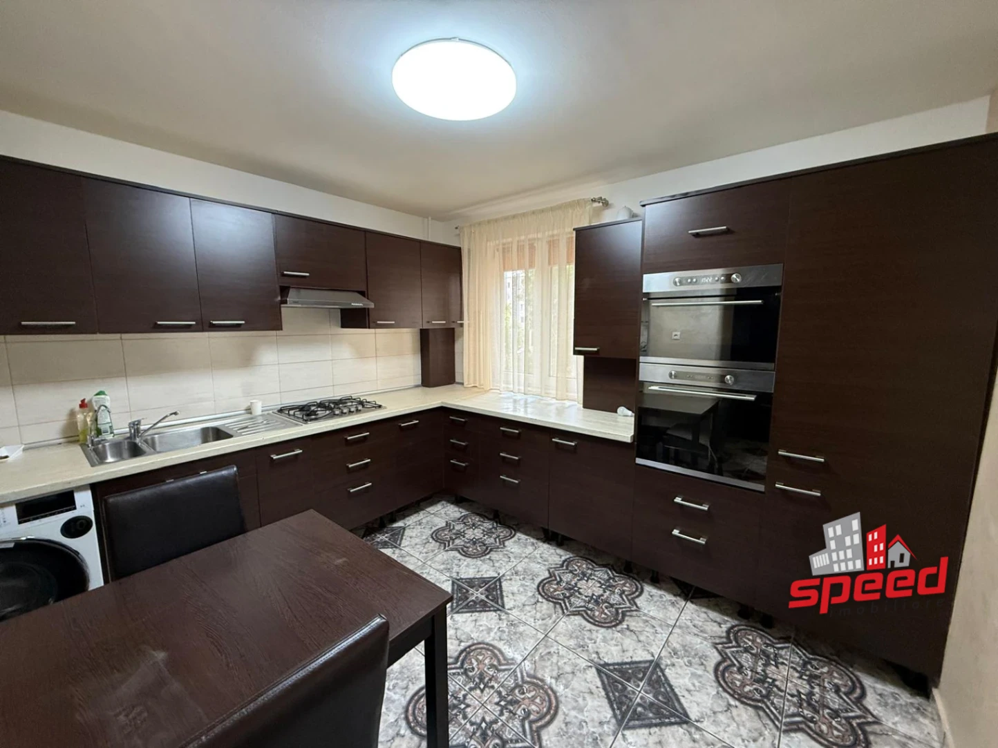 Apartament 4 camere de închiriat în Târgu Mureș — fotografia 4