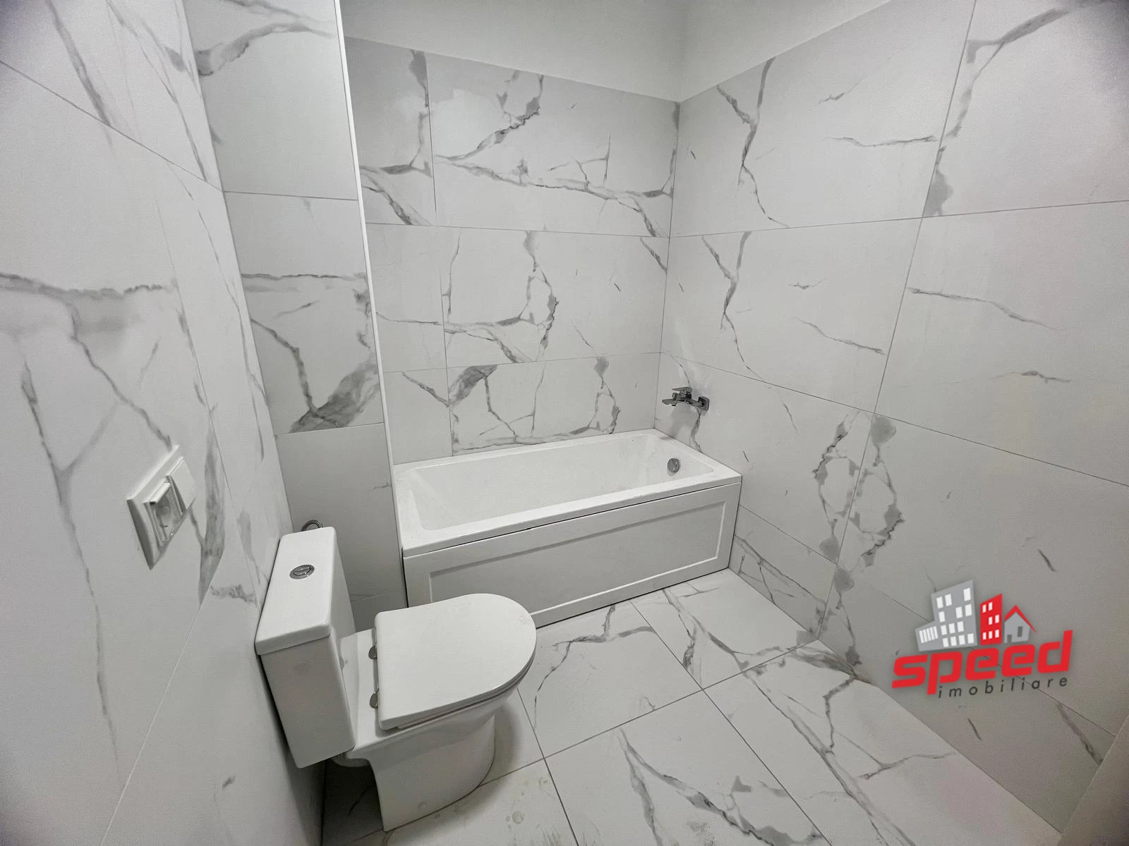 De închiriat apartament cu 2 camere în Tg Mureș - Unirii — fotografia 6