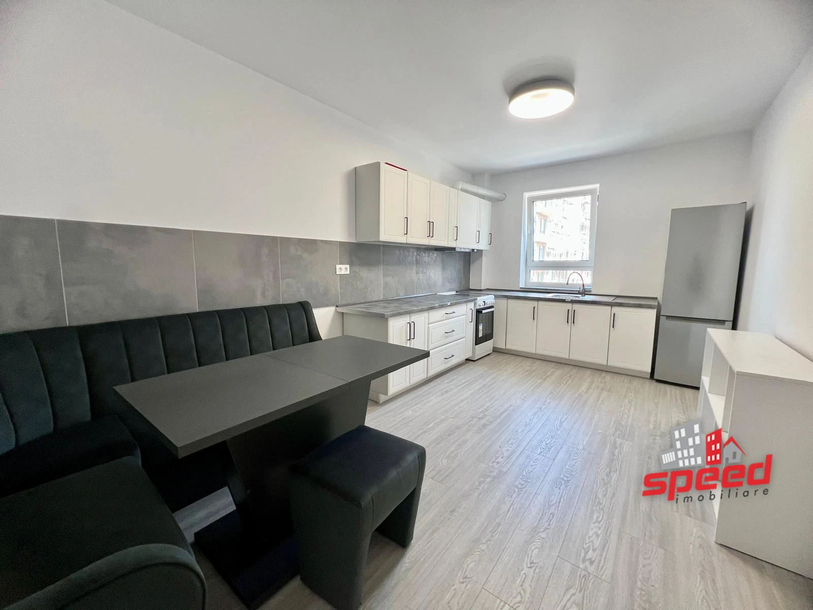 De închiriat apartament cu 1 cameră în Tg Mureș - Maurer — fotografia 4