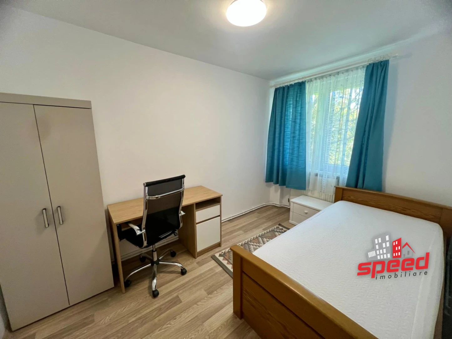 De închiriat apartament cu 3 camere în Târgu Mureș - Semicentral — fotografia 3