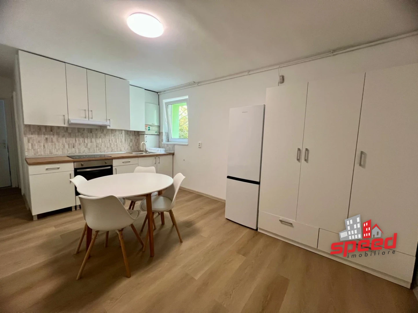De închiriat apartament cu 3 camere în Târgu Mureș - Semicentral — fotografia 6