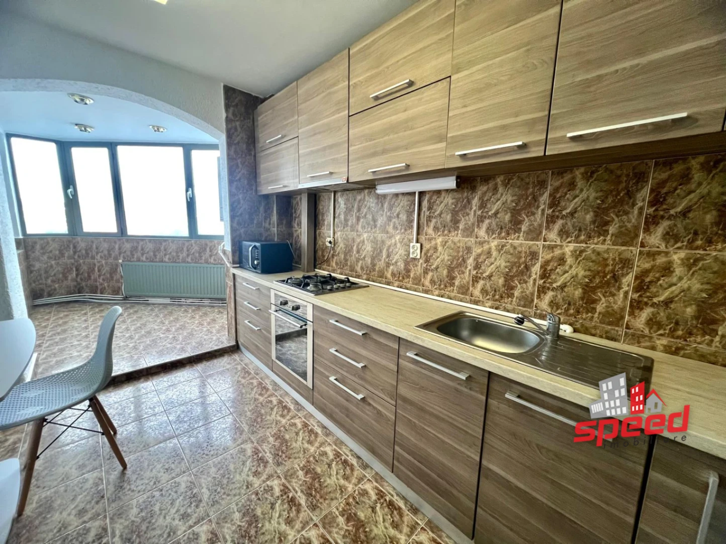 De închiriat apartament 3 camere în Târgu Mureș - Ultracentral — fotografia 7