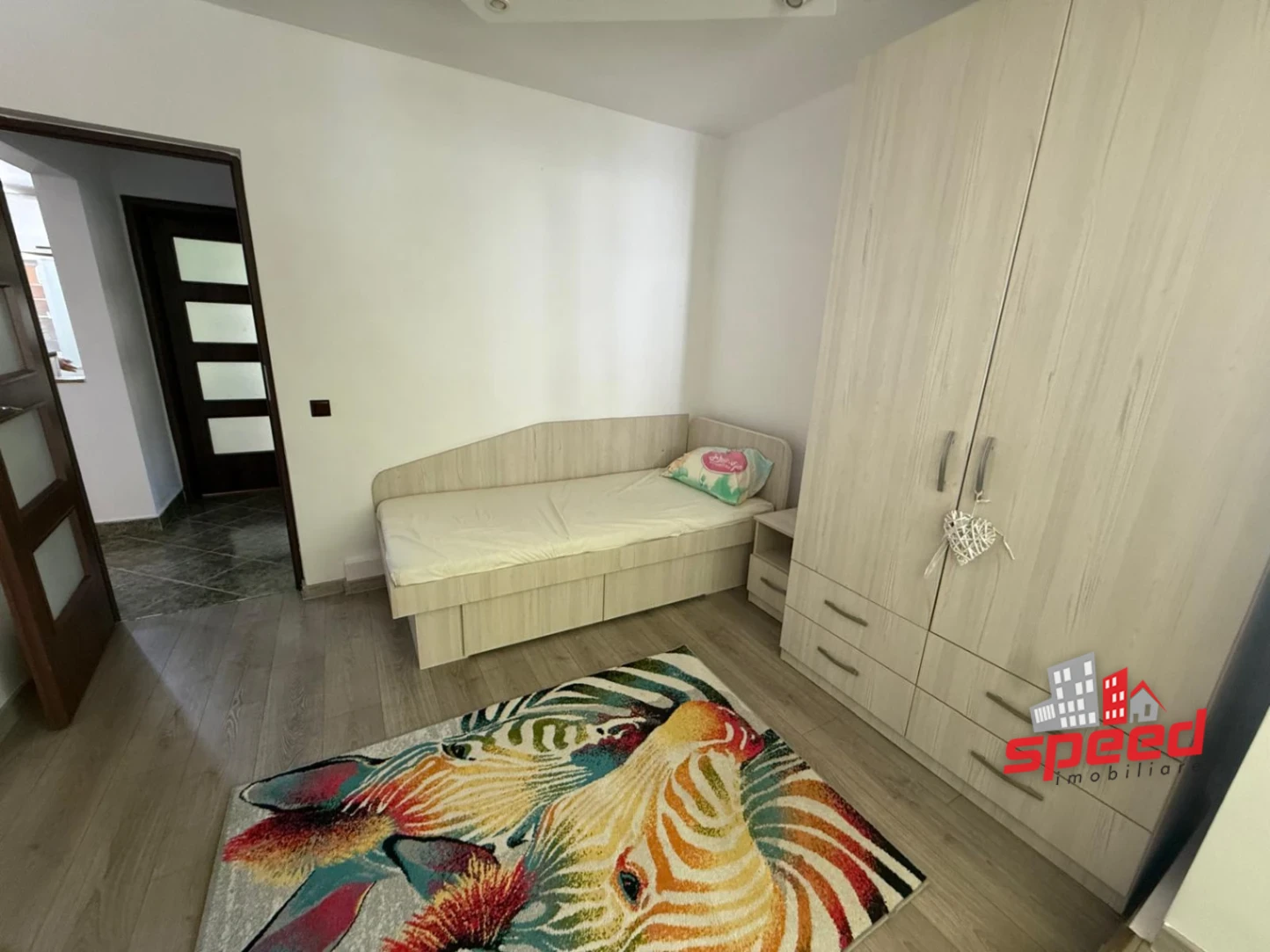 Apartament 4 camere de închiriat în Târgu Mureș — fotografia 9