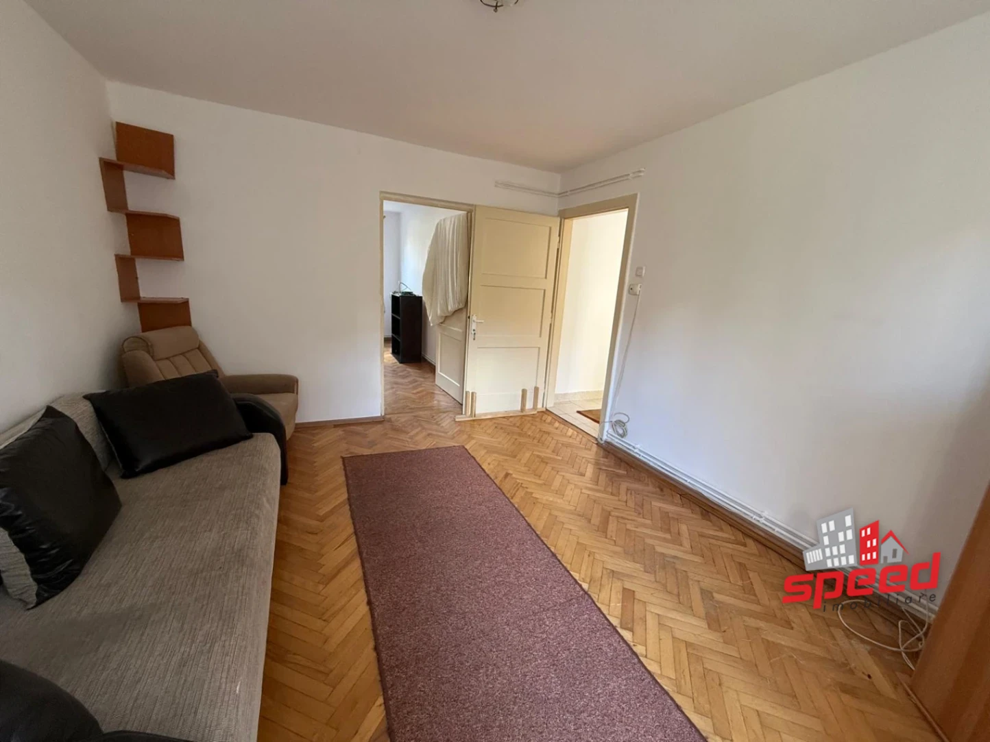 De închiriat apartament cu 2 camere în Tg Mureș - Ultracentral — fotografia 2