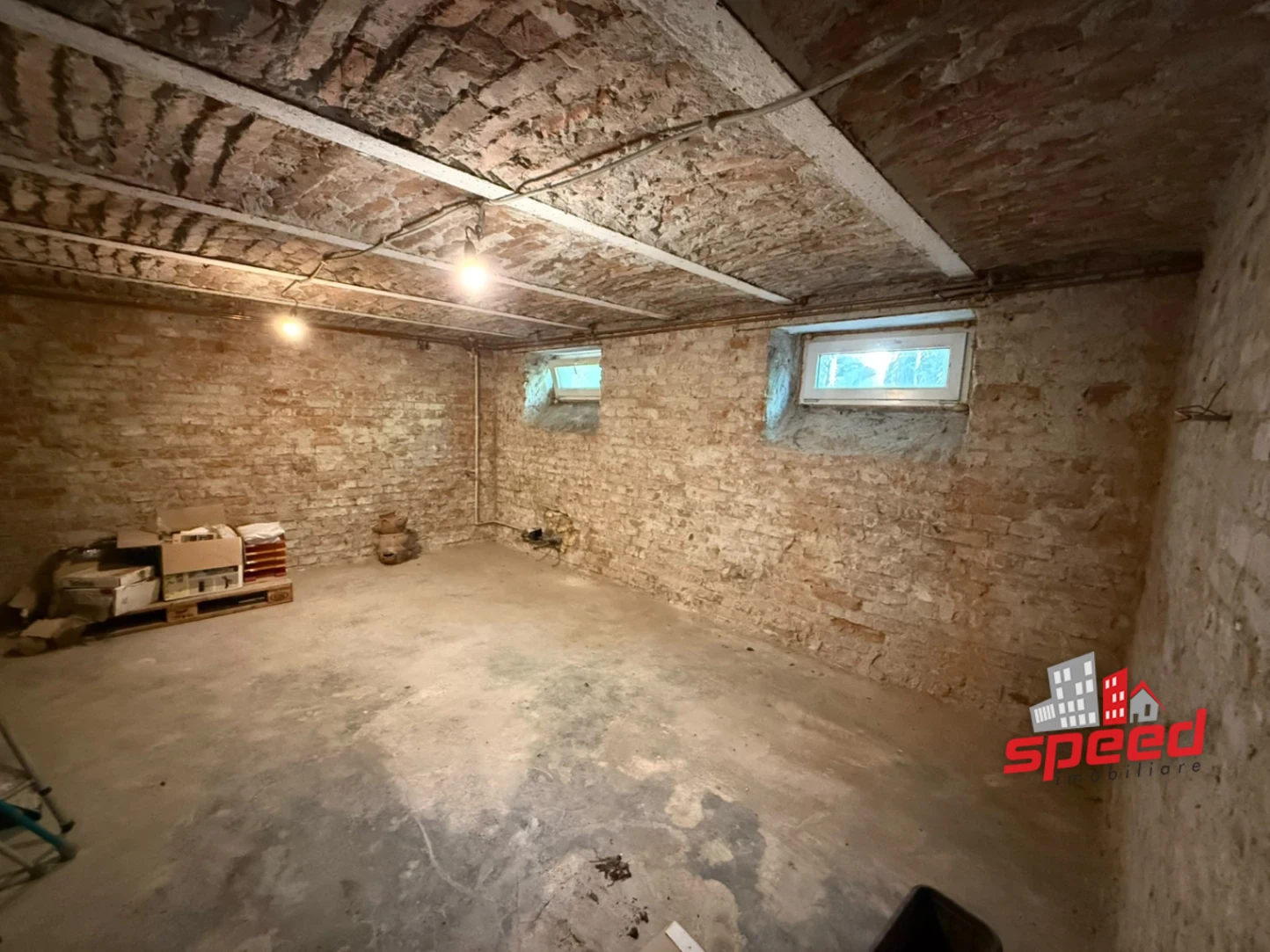 Casă singur în curte 4 camere de închiriat în Târgu Mureș — fotografia 7