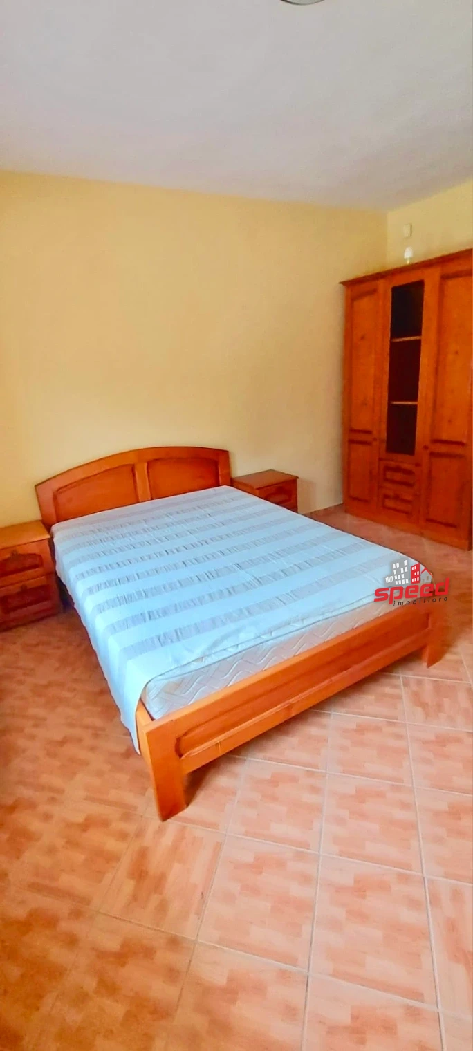 A/14831 Casă singur în curte 10 camere de vânzare în Sovata — fotografia 14