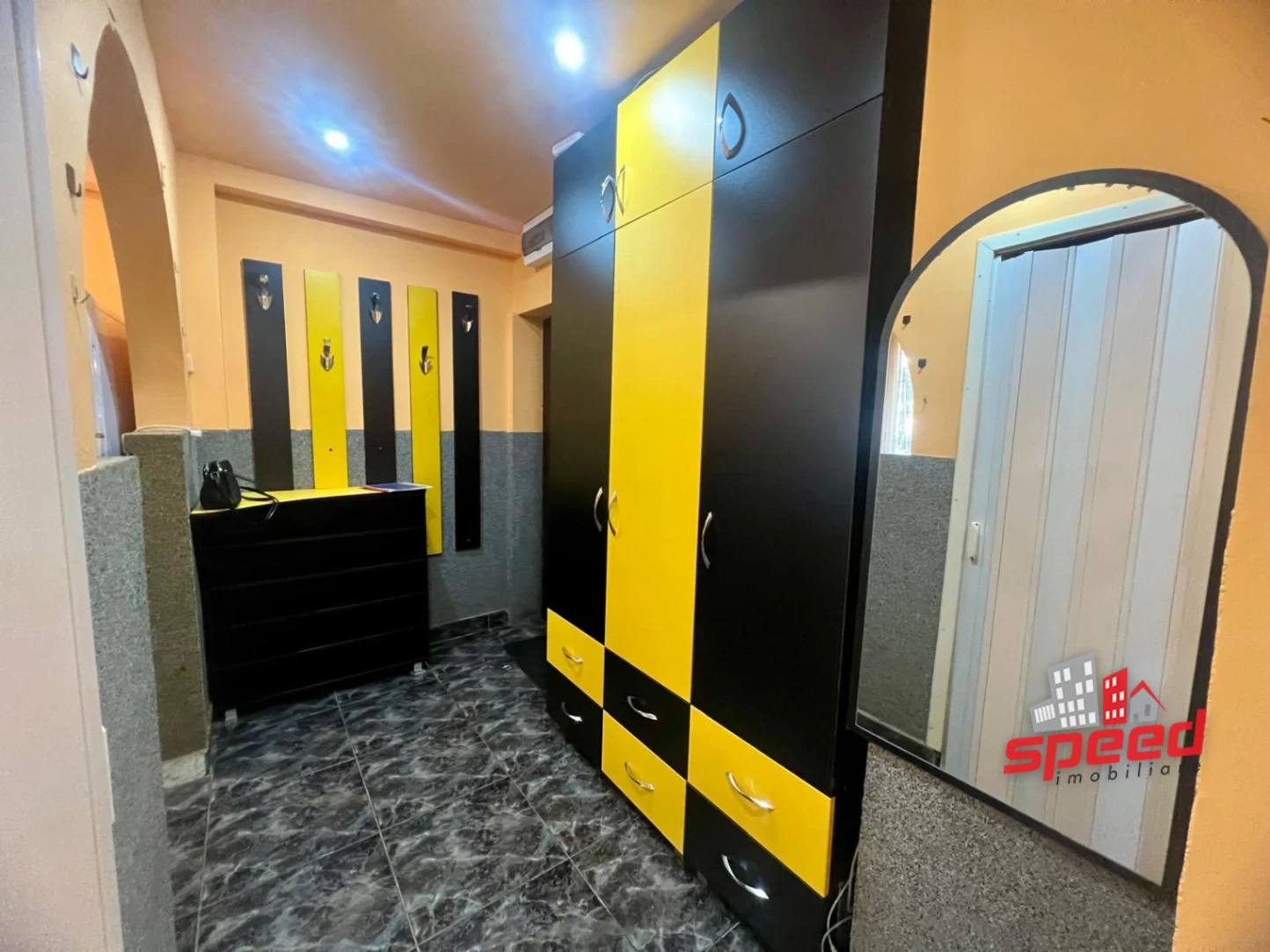 De vânzare apartament cu 2 camere în Tg Mureș - Semicentral — fotografia 8