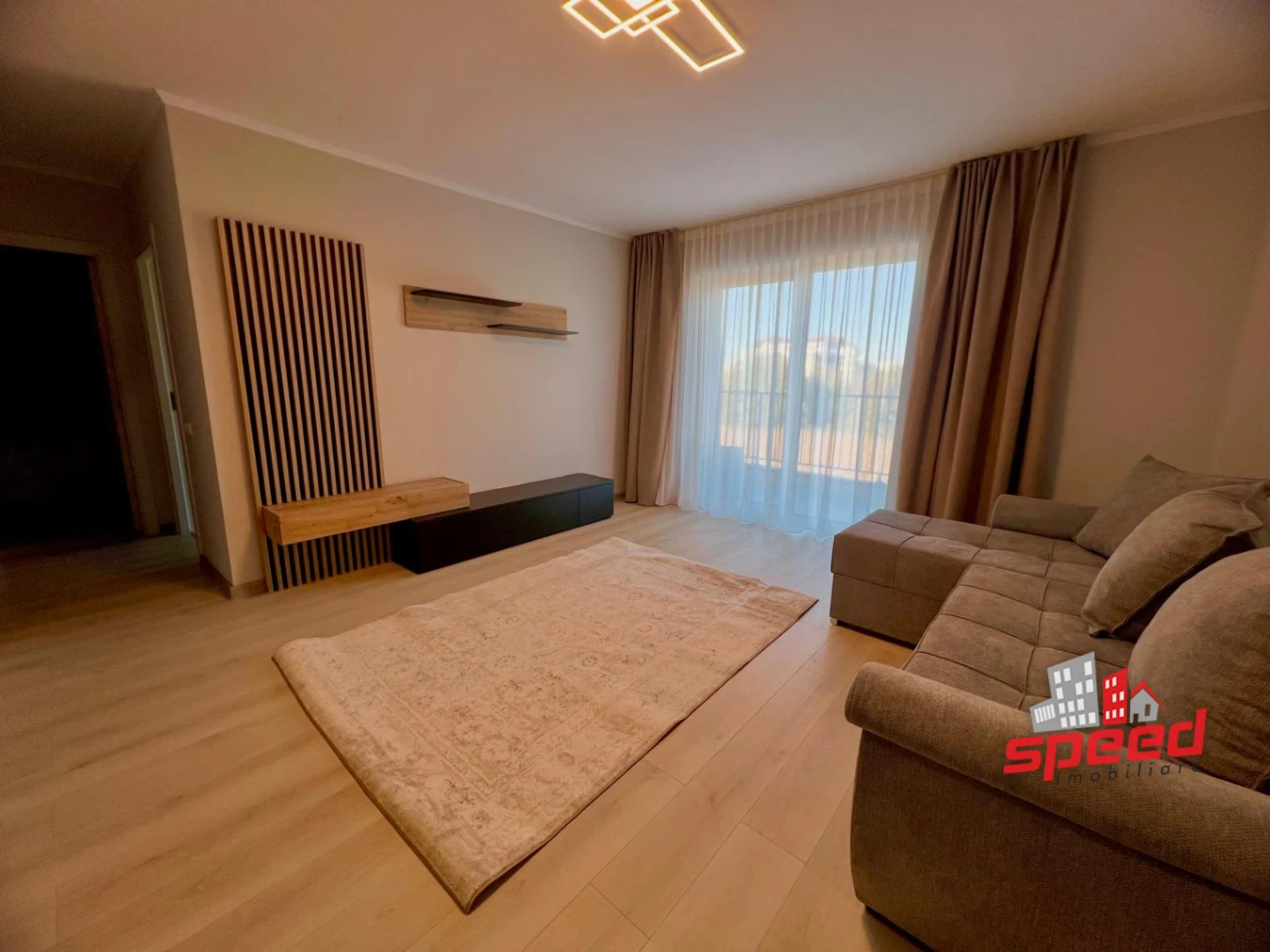 De închiriat apartament cu 2 camere în Tg Mureș - Unirii — fotografia 5