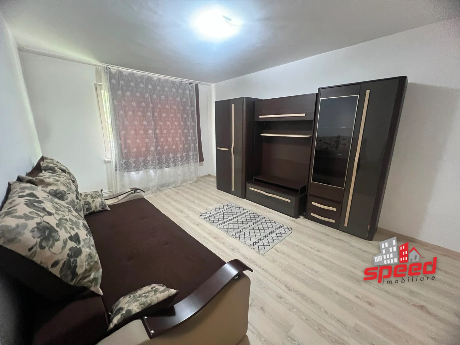 Apartament 2 camere de închiriat în Târgu Mureș — fotografia 2