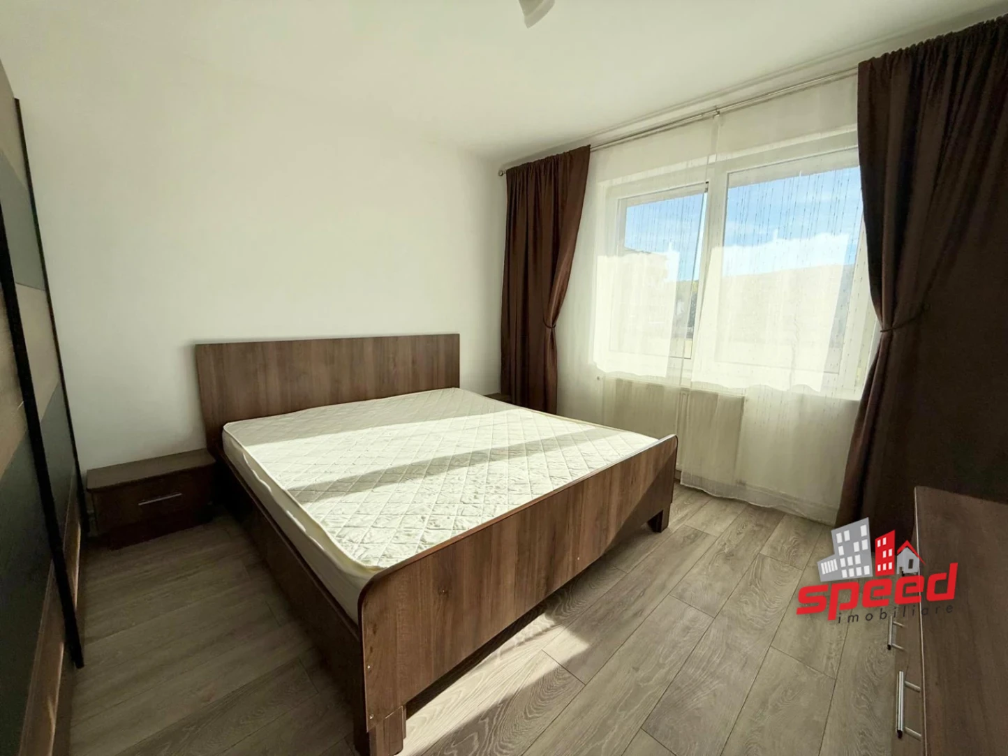 De închiriat apartament cu 3 camere în Tg Mureș - Tudor — fotografia 2