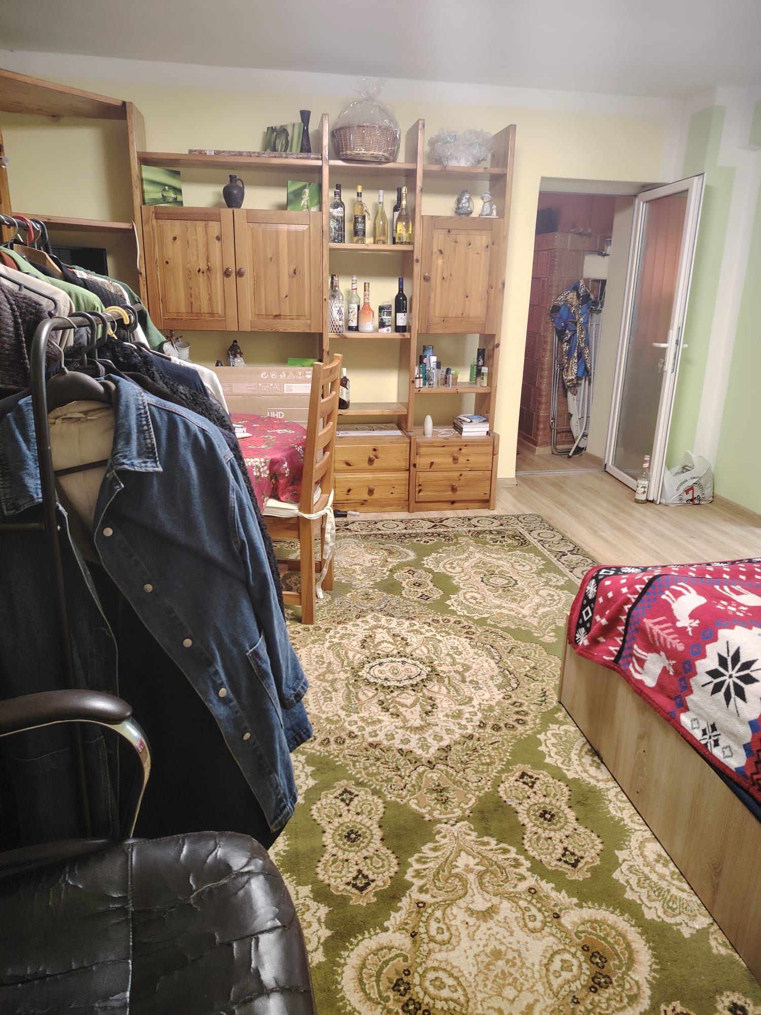 Casă cu 4 camere și teren generos de 2.370 mp – Deta, Strada 1 Mai — fotografia 11